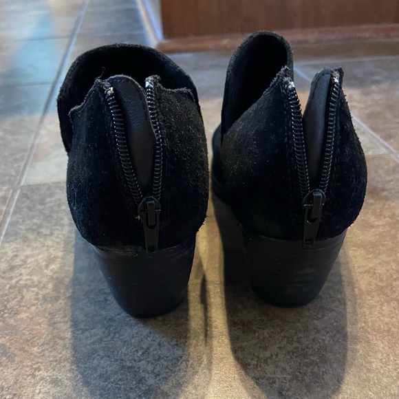 BORN low cutout boots, black suede low heel booties - Picture 3 of 5